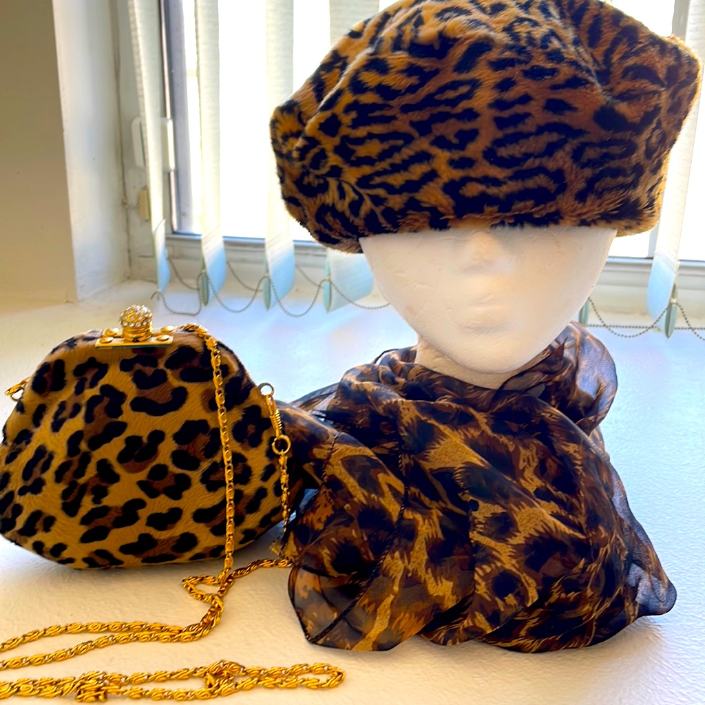 Set:Hat,Bag,Scarf